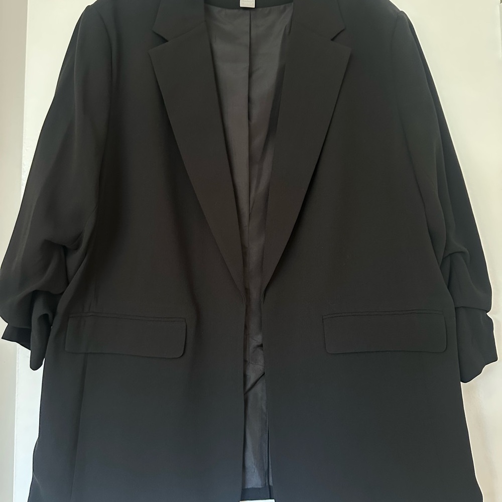 H&M Black Blazer